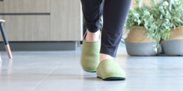 Slippers for young people? Sustainable and comfortable