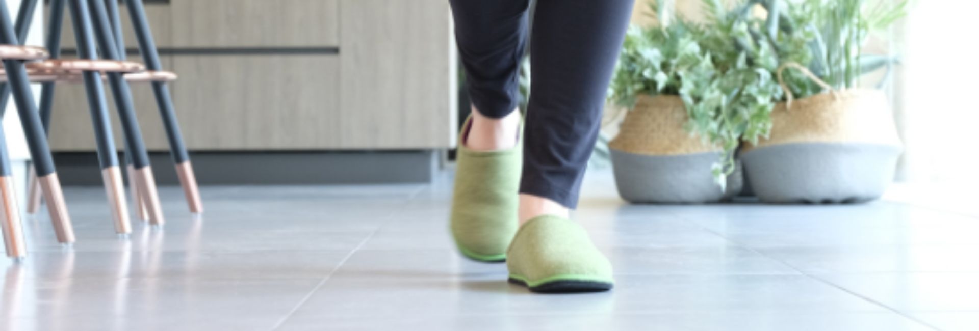 Slippers for young people? Sustainable and comfortable