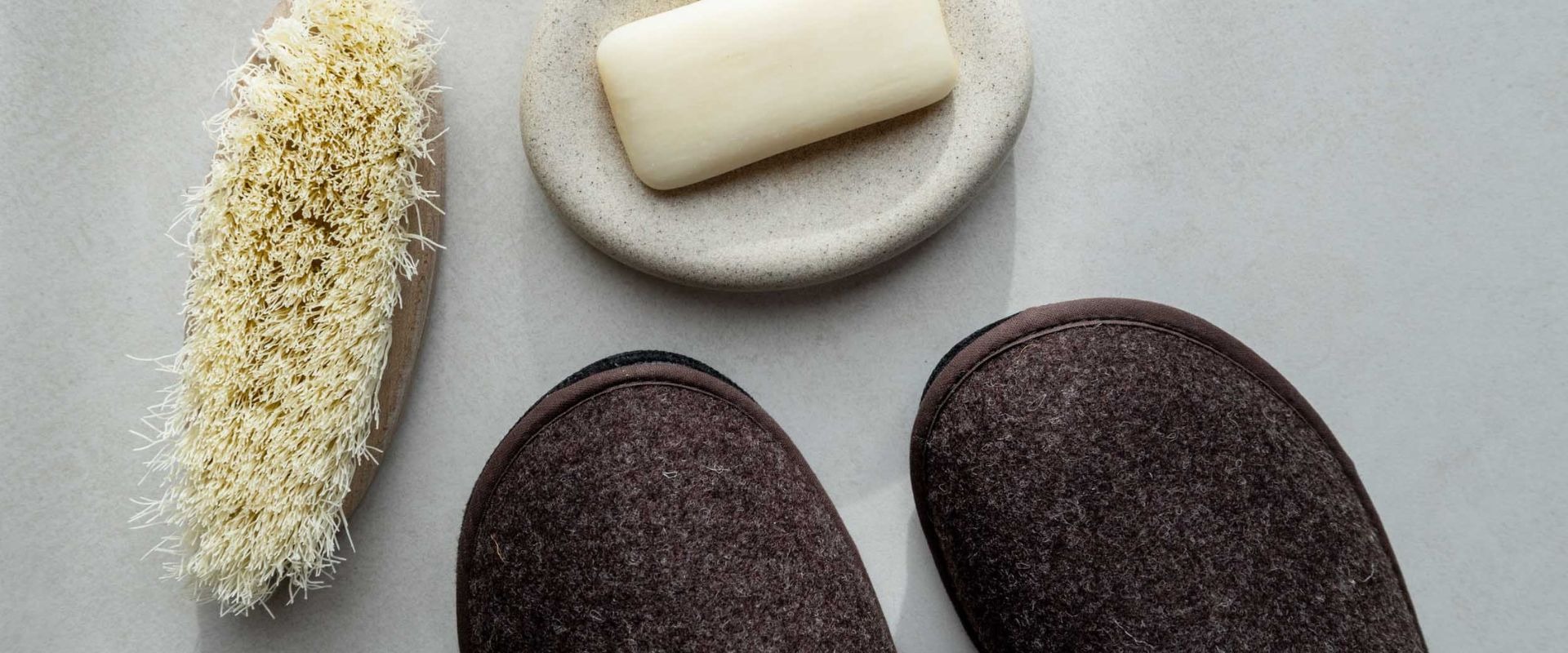 How to wash our wool slippers